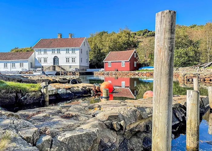 Gorgeous In With Kitchen Holiday home *